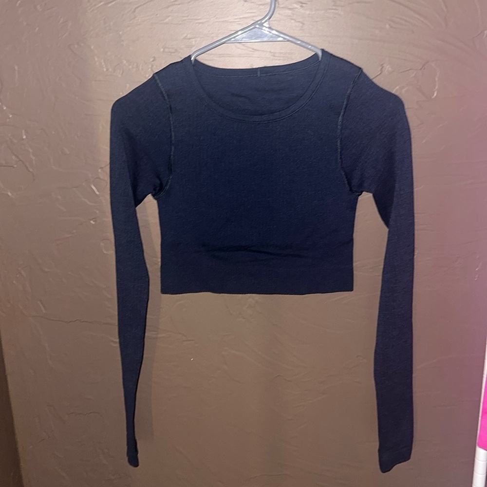 Lululemon Ribbed Long sleeve Crop Top